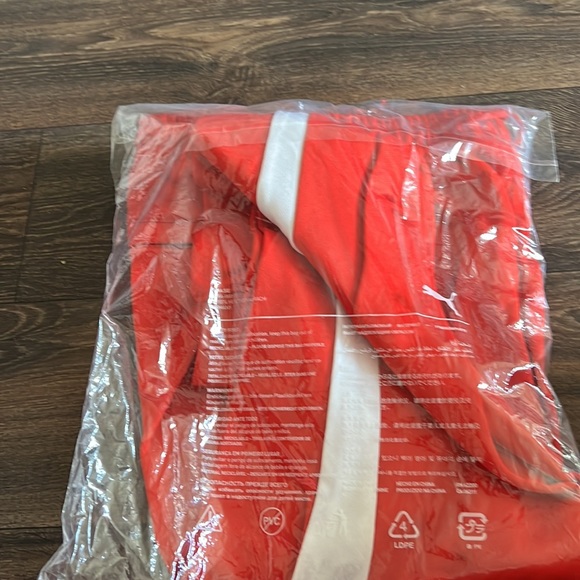 Puma Red Sweats - Picture 3 of 4